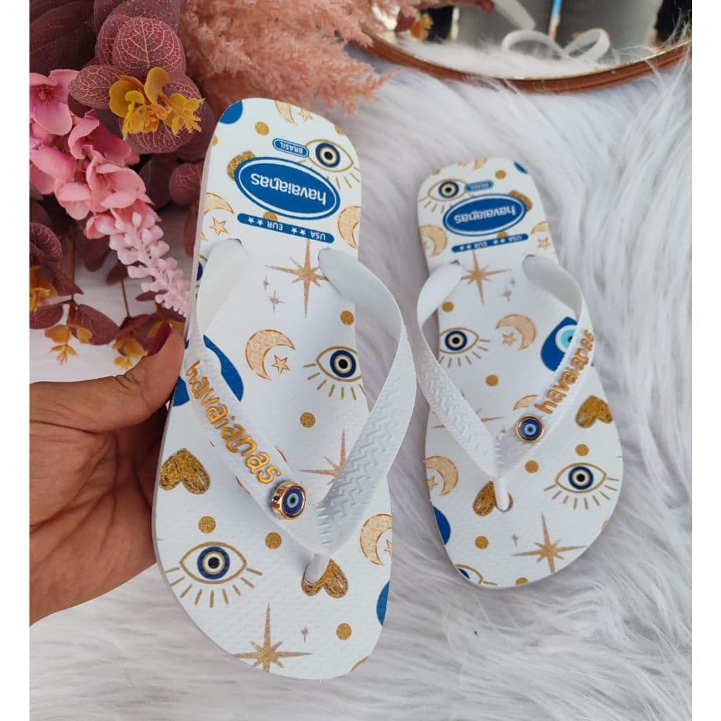 Chinelo Branco e Azul com Olho Turco – Estiloso, Confortável e Correia Grossa