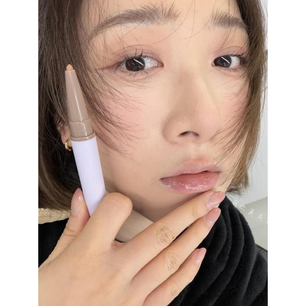 Xiao Zhan ~ Caneta de contorno de duas cabeças Delineador labial Deitado Silkworm Sombra de nariz Natural Tridimensional