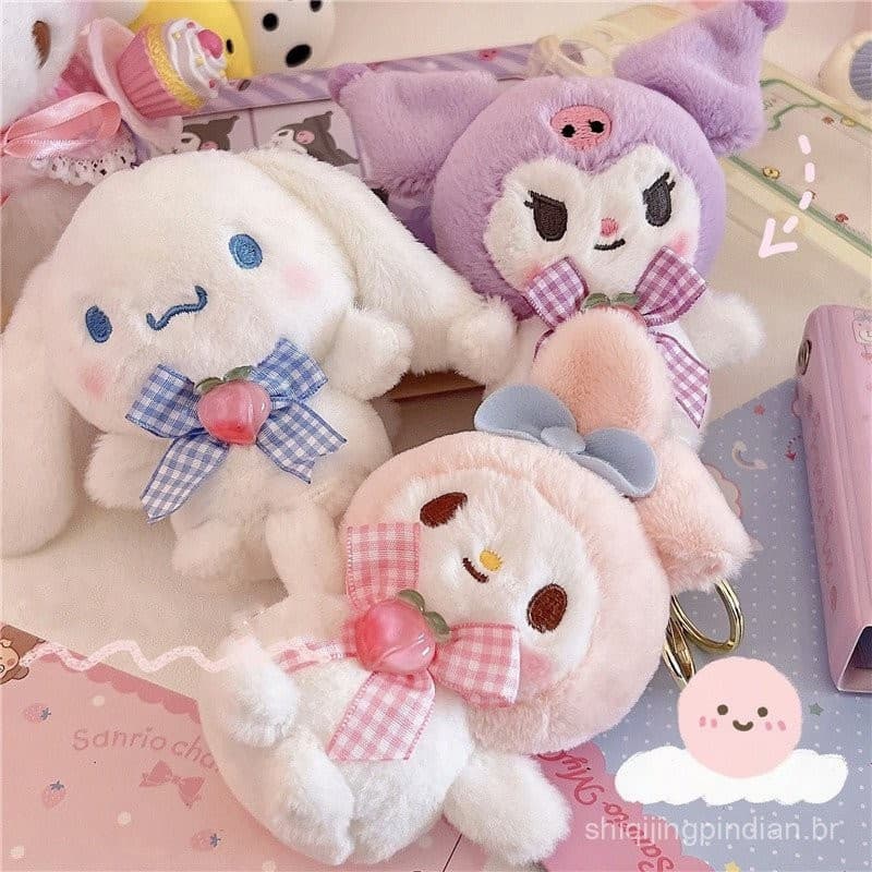 Brinquedo de Pelúcia Fofo Sanrio Kuromi Pelúcia Hello Kitty Melody Cinnamoroll Acessórios de Decoração para Casa Boneca
