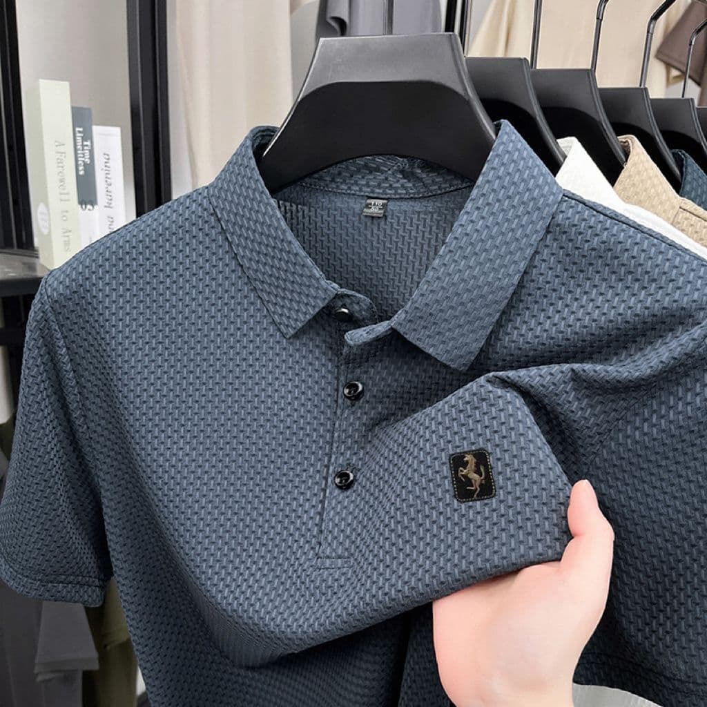 Nova Seda Gelo De Manga Curta Lapela Negócios POLO Masculino Verão Cor Sólida casual Meia Topos Bordado Camiseta