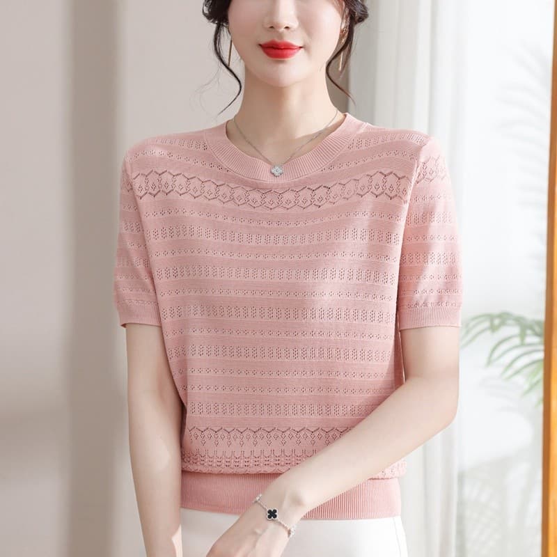 Camisola de manga curta de seda gelo feminina verão 2024 novo estilo em torno do pescoço Design fino curto Jacquard topo