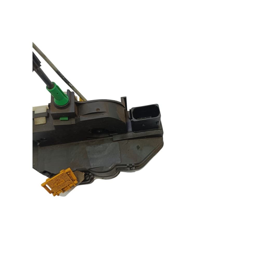 Fechadura Traseiro Esquerdo Porta Tracker 2015 13579546