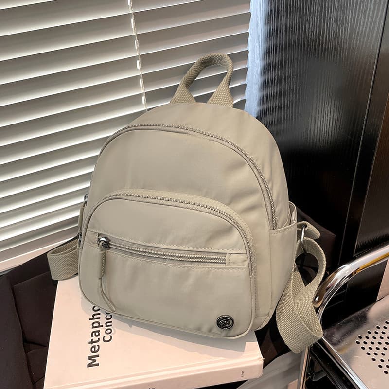 Ultra leve mochila feminina à prova dwaterproof água saco de pano de náilon 2025 novo estilo All-Match escalada de monta