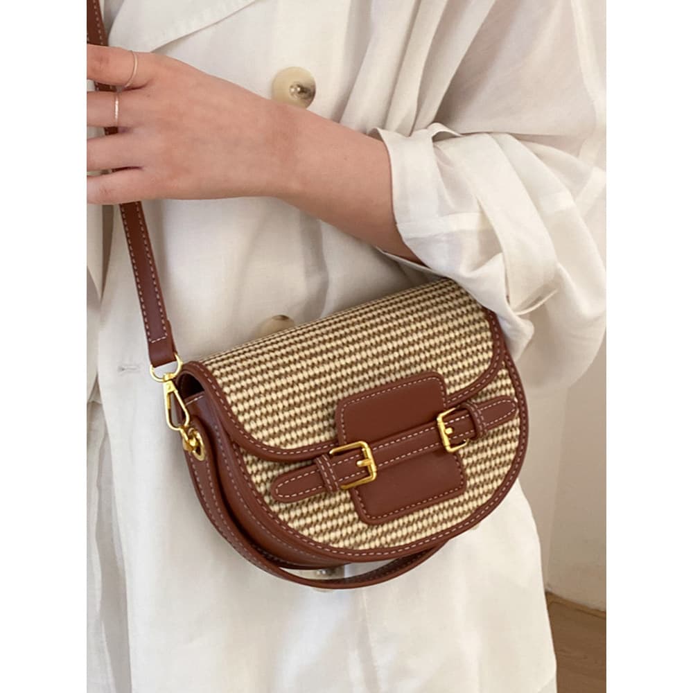 bolsa femenina bolsa transversal feminino Tecido de palha tecido de um ombro axilas sela saco feminino 2026 novo estilo
