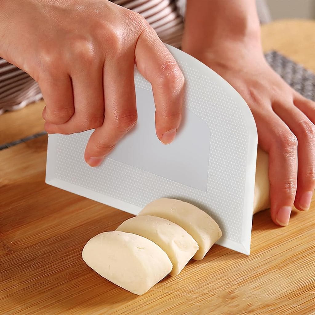 Raspador de Massa, 4,7x3,7" Raspadores de Bancada Flexíveis de Plástico para Cozinha, para Cortar Pão, Bolo, Ferramenta