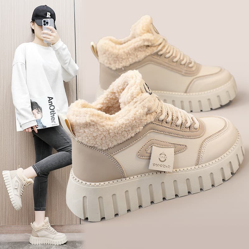 Novidade Outono/Inverno 2024: Sapatos Femininos Duráveis com Sola Grossa e Aumento de Altura