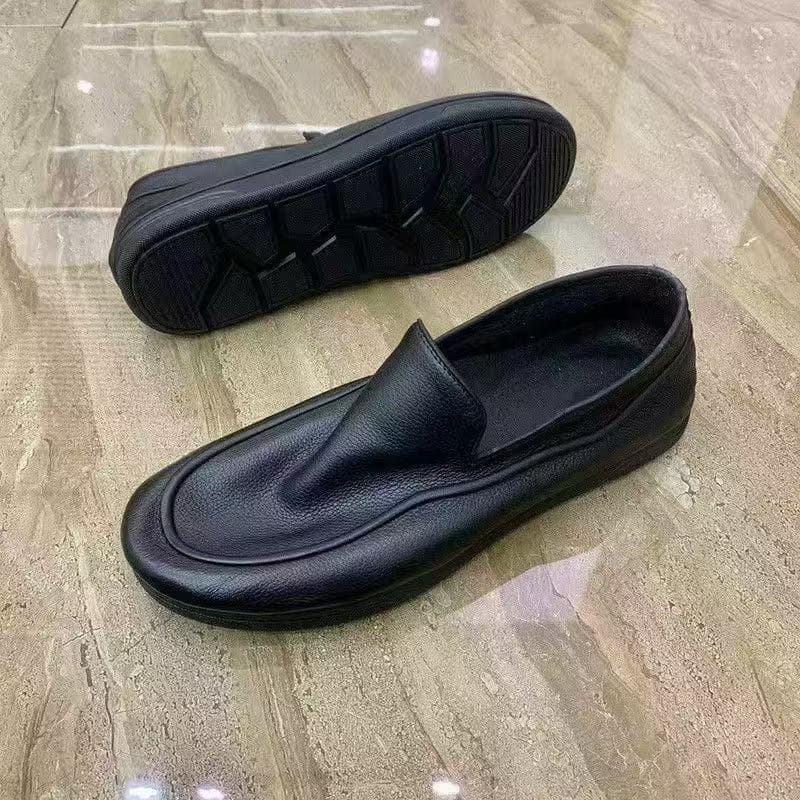 Sapatos de couro masculinos outono novo estilo simples respirável dedo do pé redondo Casual ervilhas sapatos masculinos