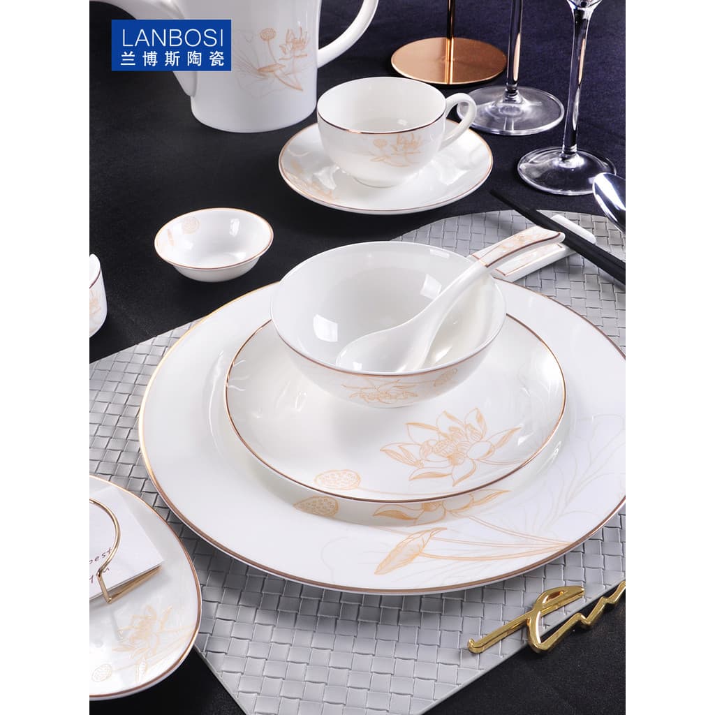 Novo estilo chinês High-End Hotel conjunto de talheres pratos conjunto osso China placa pratos colher clube quarto conju