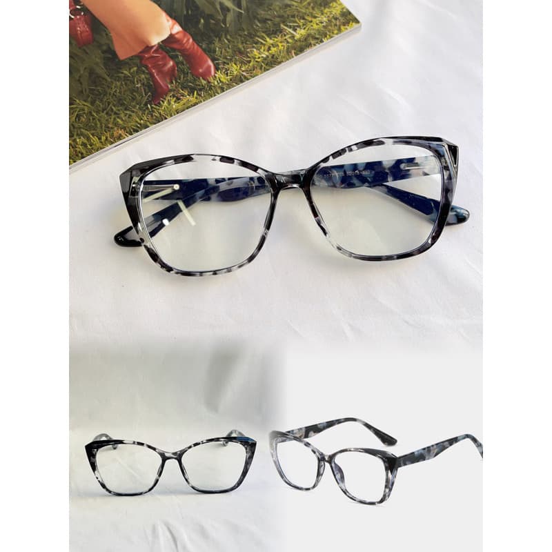 Armação de óculos para Grau Feminino Modelo Novo Cristal Moda / COM ESTOJO É FLANELA 5577