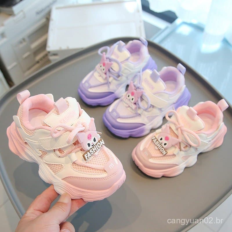 Novos tênis femininos com malha respirável, solas macias para crianças, tênis estilo "dad shoes" com estampa de desenho
