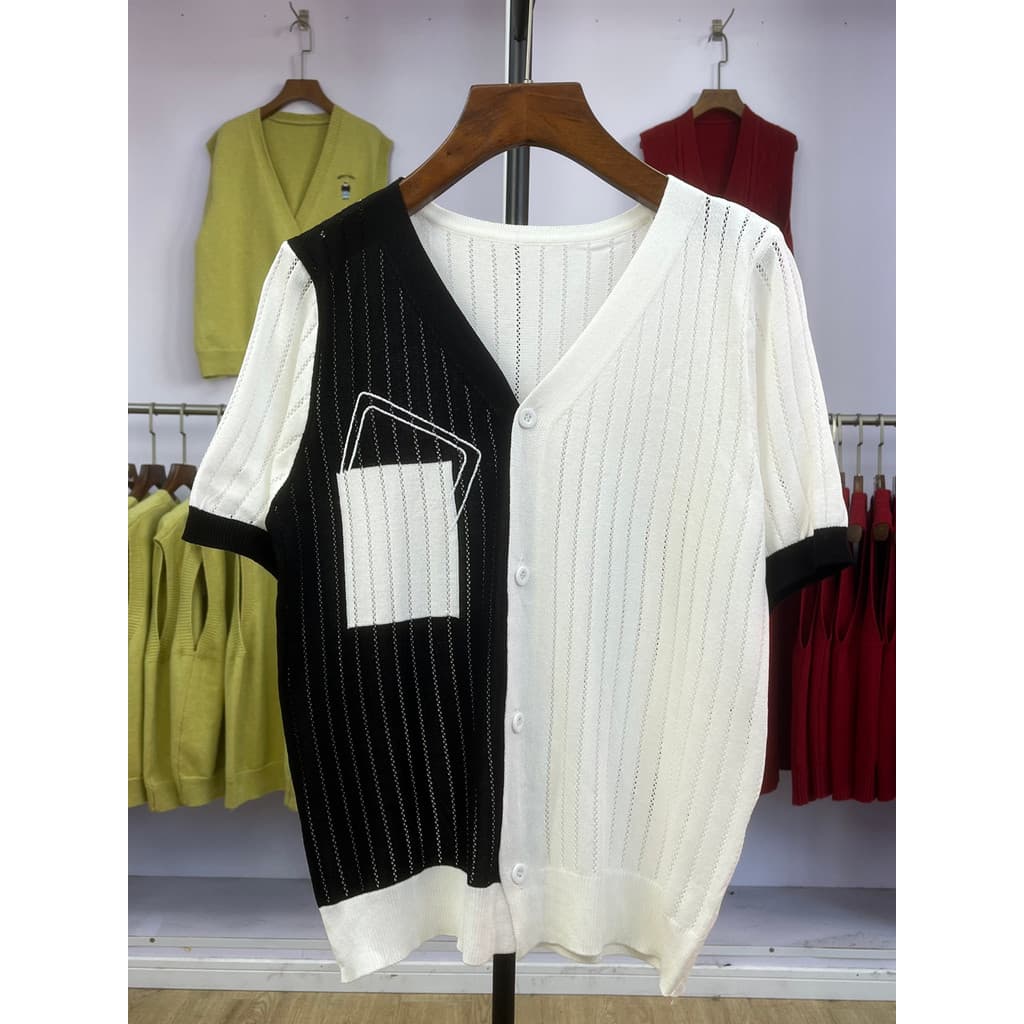 108 malhas de manga curta camiseta feminina 2025 novo estilo verão estilo fino cor-bloqueio com decote em V oco mais mag