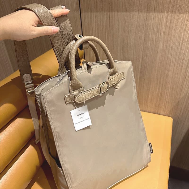 Um globo de extravagância!Japonês genuíno mochila senhoras mochila impermeável leve saco de viagem masculino saco de esc