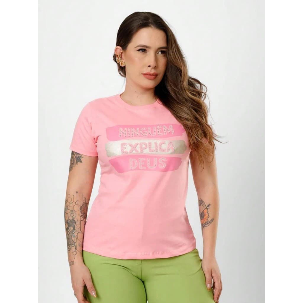 BLUSA FEMININA  CRISTA NINGUEM EXPLICA DEUS