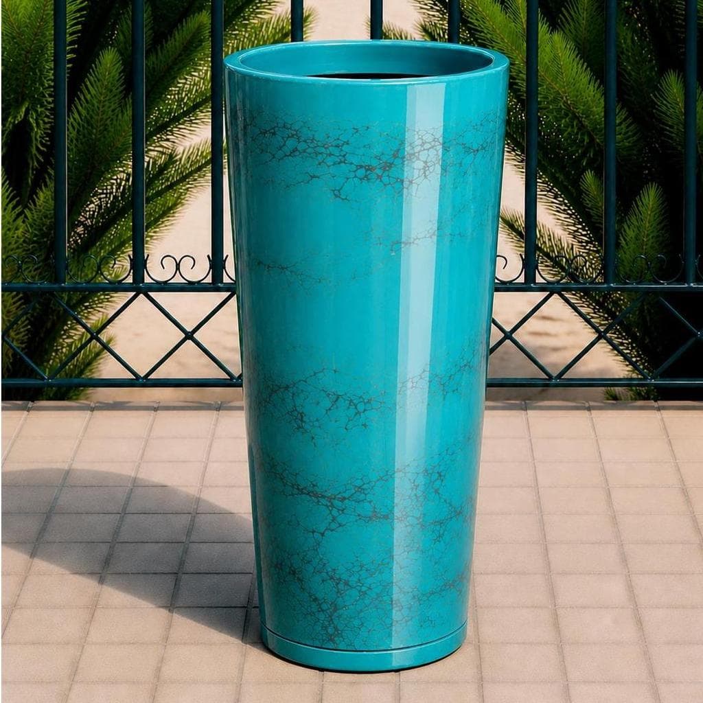 Vaso Cone Marmorizado N4 com Prato, decorativo em polietileno resistente para jardim e área interna!