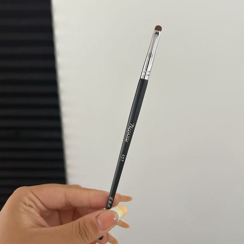 Novo produto!Pônei recomendado Picasso 407 pônei cabelo sombra detalhe escova delineador deitado bicho da seda escova pr