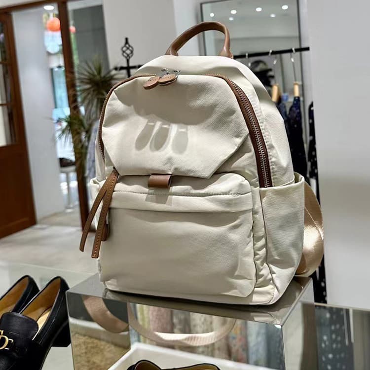 Novo japonês Casual pequena mochila luz All-Match mochila do ensino médio estudantes universitários mochila Fema