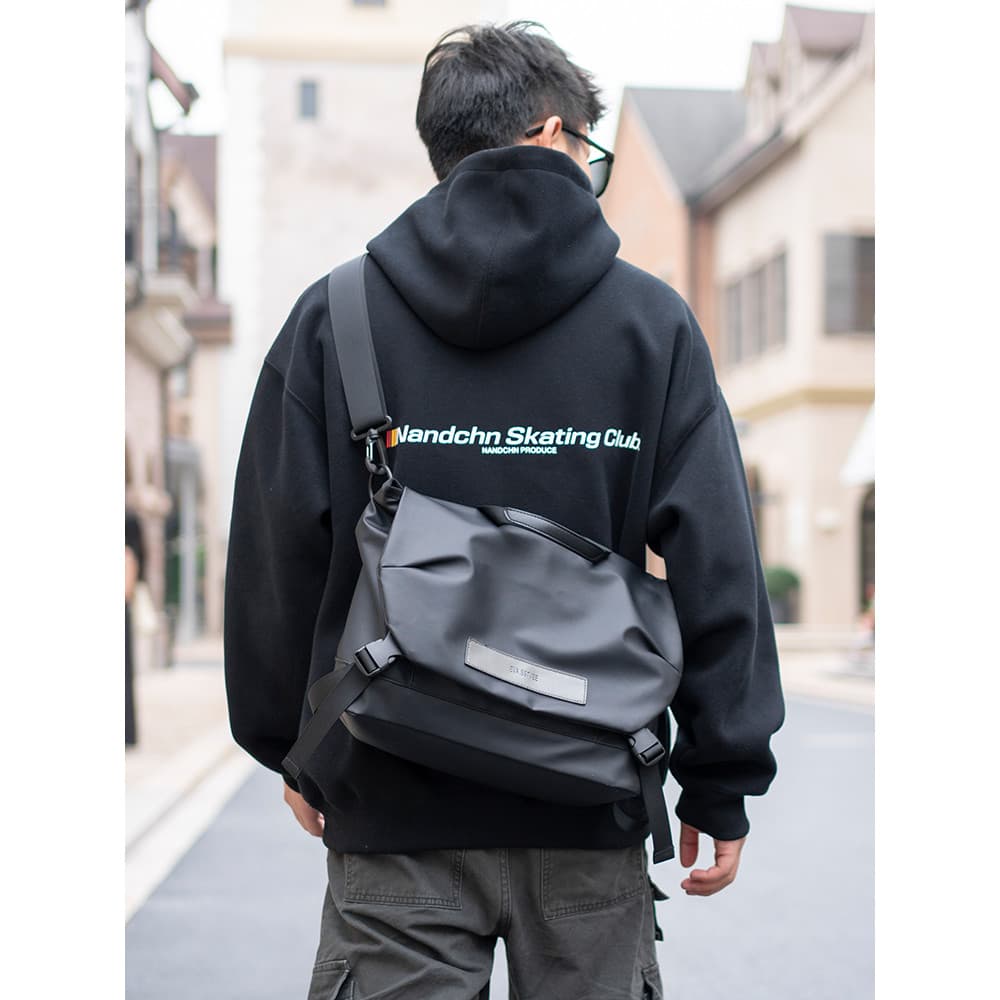 ABOYS Bolsa mensageiro Casual masculina, bolsa portátil para viagem, leve, japonesa, bolsa mensageiro, à prova d'água, b