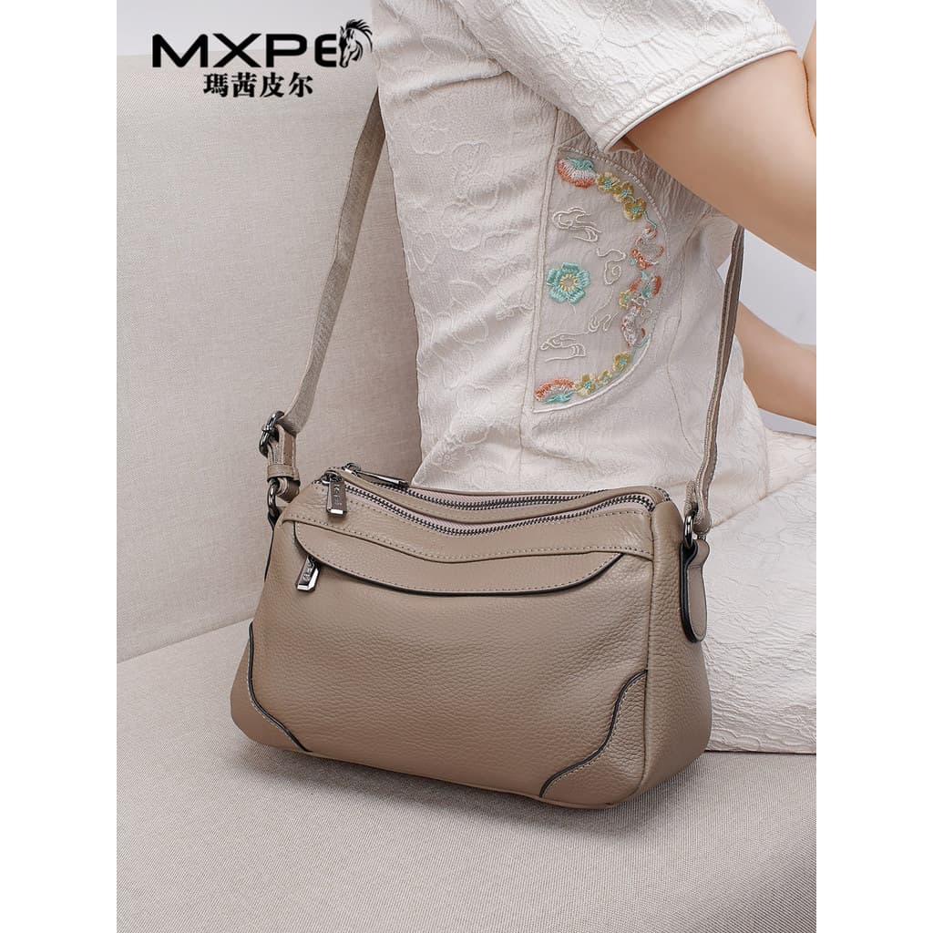 Bolsa de couro genuíno feminina pequena bolsa quadrada na moda 2026 novo estilo moda bolsa de ombro de meia-idade bolsa