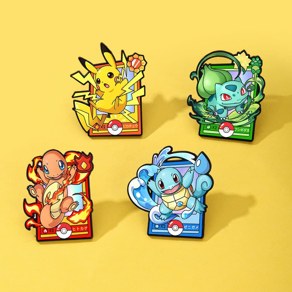 [4pcs] Broches de Liga Pokémon - Decora Roupas e Mochilas