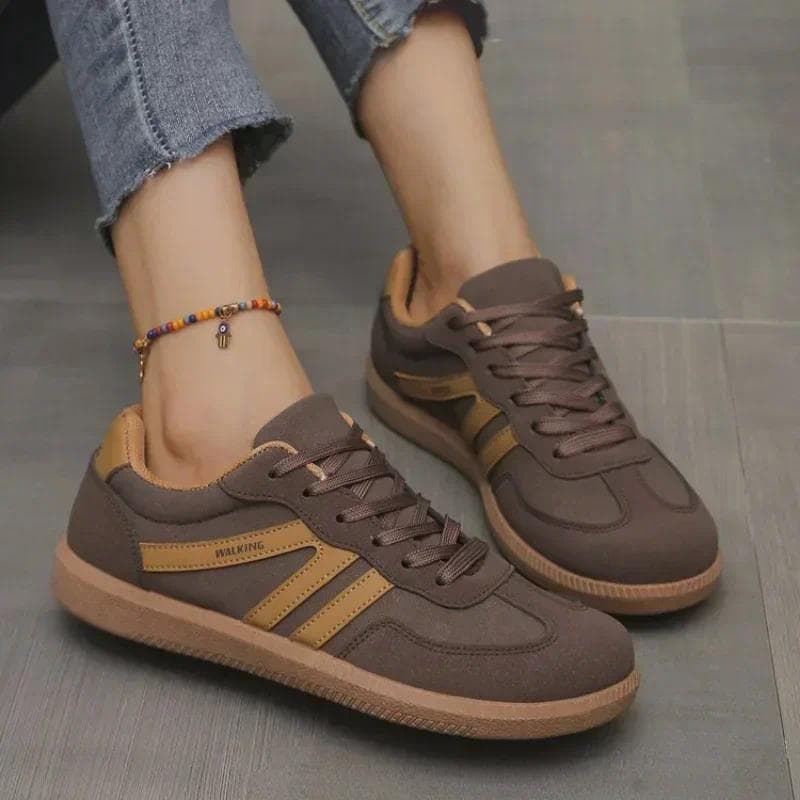 Tênis Feminino 2026 Primavera Novo Luxo Mocassins Planos Confortáveis Deslizamento Em Femininos Macios Leves Sapatos Ao