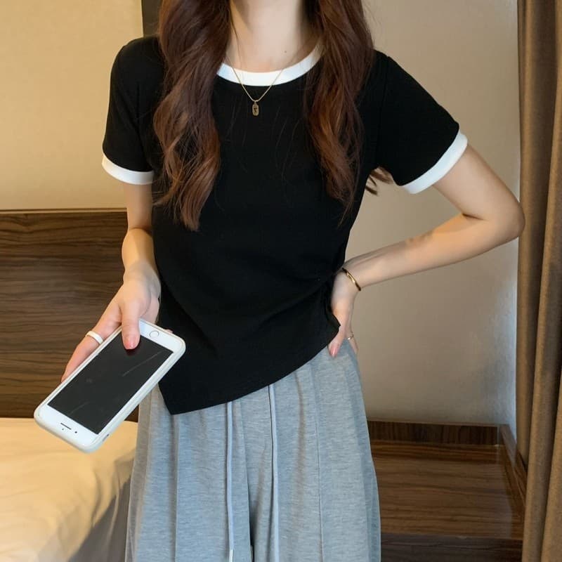 2024 novo estilo Plug-In colarinho de manga curta camiseta feminina verão Design contraste cor camiseta Irregular curto