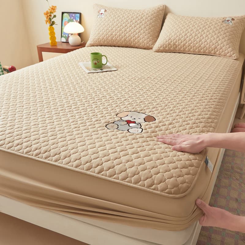 Algodão puro dos desenhos animados bordado algodão acolchoado lençol de cama conjunto de três peças Simmons colchão capa
