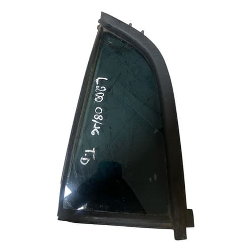 Vidro Fixo Porta Traseiro Direito L200 Triton 2008 A 2014