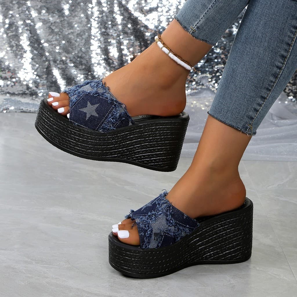Chinelos de tamanho grande feminino verão europeu americano novo estilo de sola grossa cunha Denim sandálias casuais chi