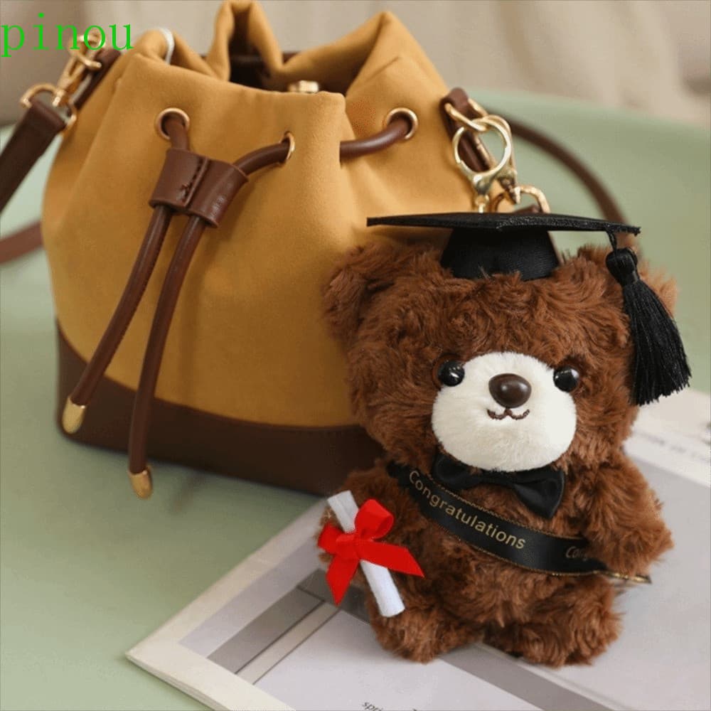 Boneca De Urso De Formatura PINOU , Pingente De Pelúcia Fofo De 15 Cm , Lembrança De Brinquedo Com Pendurado Macio E Req