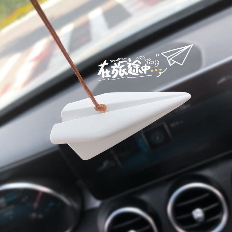 2025 novo estilo de papel avião carro pingente carro aromaterapia Perfume espelho retrovisor pingente pingente decoração