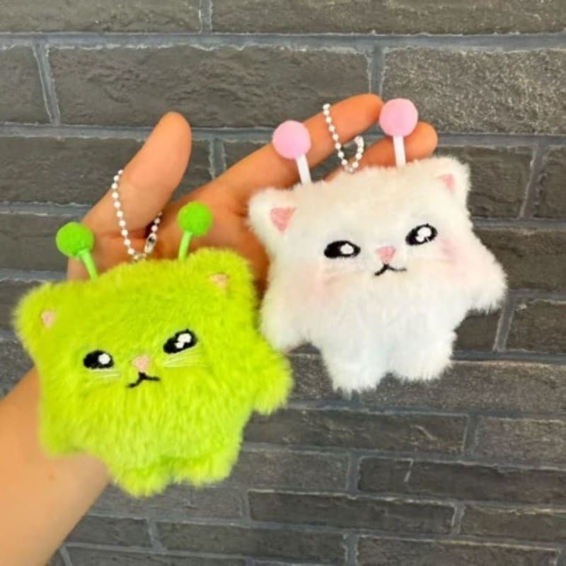 Ovo Festa Verde Alienígena Boneca De Pelúcia Brinquedos Super Bonito Gatinho Hagimi Saco Chaveiro Pendente