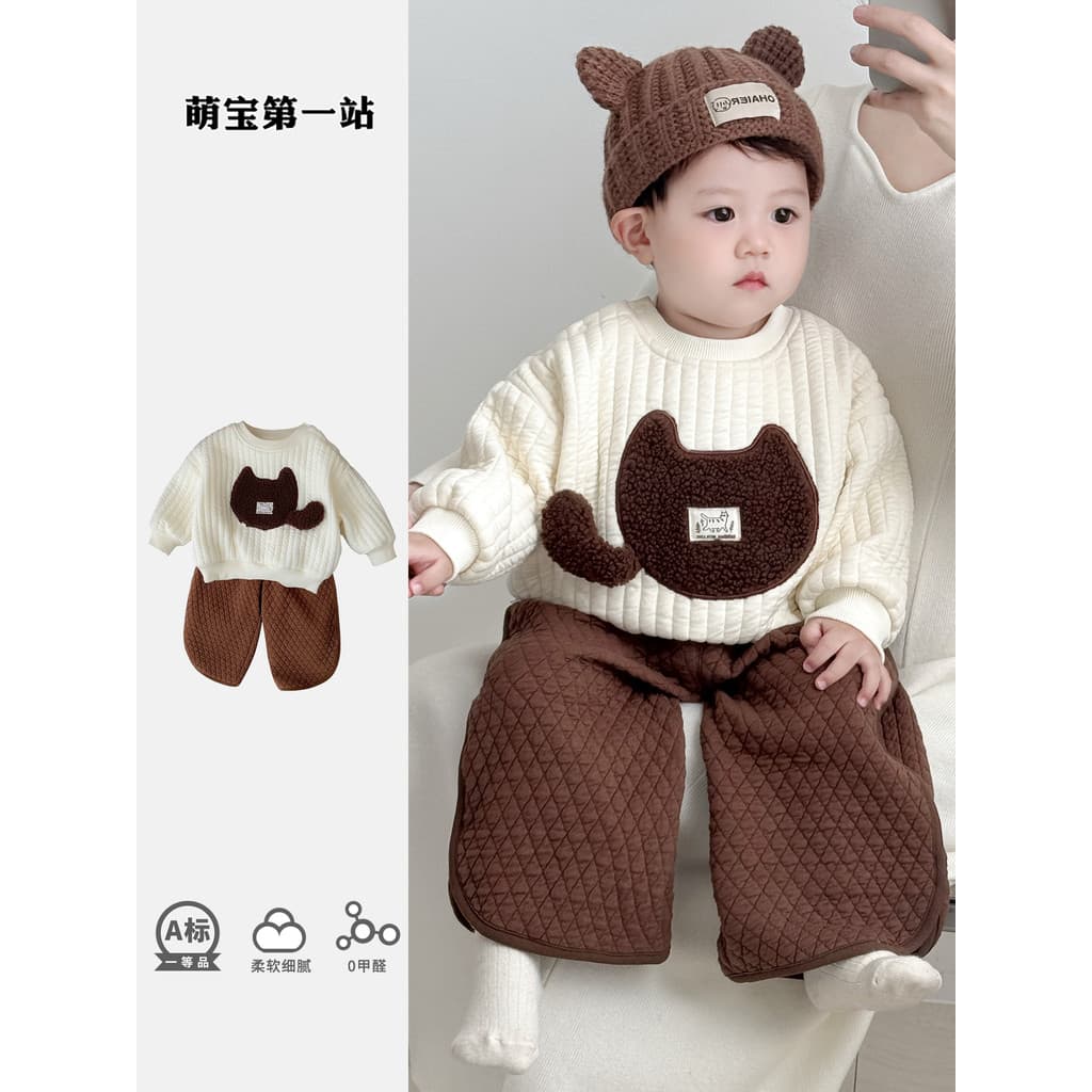 2025 novo estilo roupas de bebê outono inverno terno menino bebê forro de lã bonito jovem mestre dividir roupas de passe