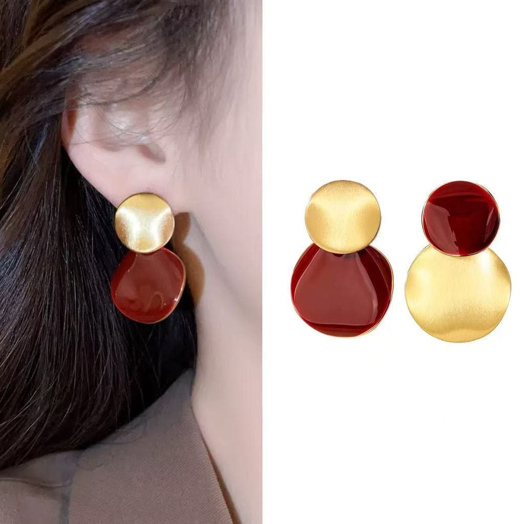 Brincos redondos assimétricos de ouro vermelho, brincos geométricos de temperamento único e leve de alta qualidade