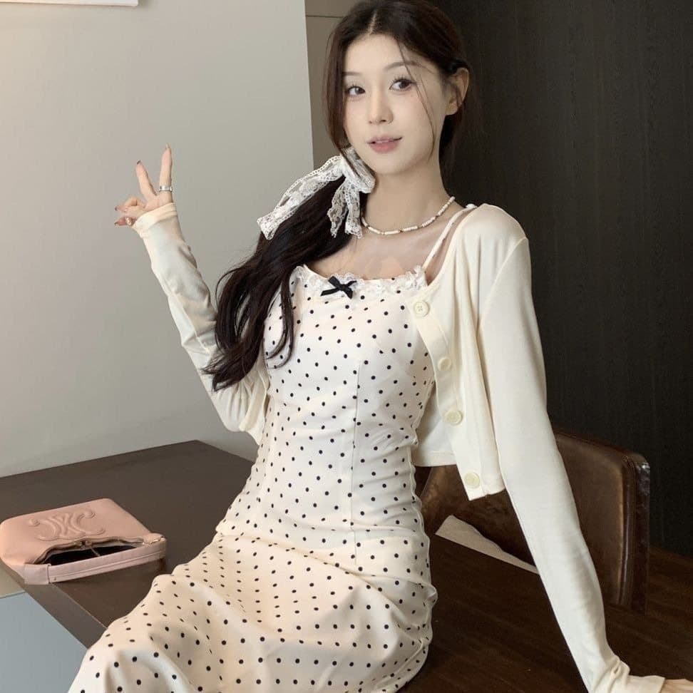 Francês estilingue arco Polka Dot vestido verão 2025 novo estilo pequeno temperamento cintura estreita terno de duas peç