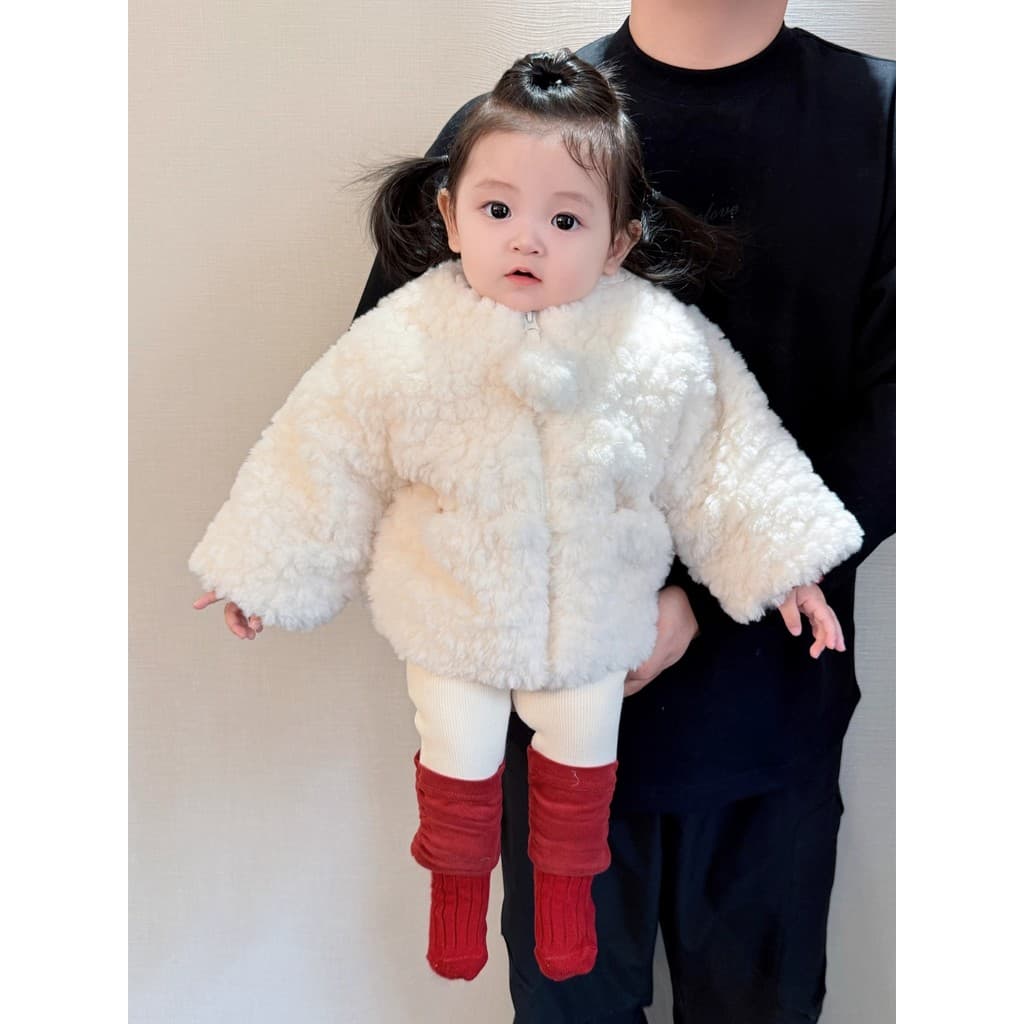 Bebê menina inverno terno 2026 novo estilo roupas de bebê inverno engrossado lã camisola forro lã Leggings dividir na mo