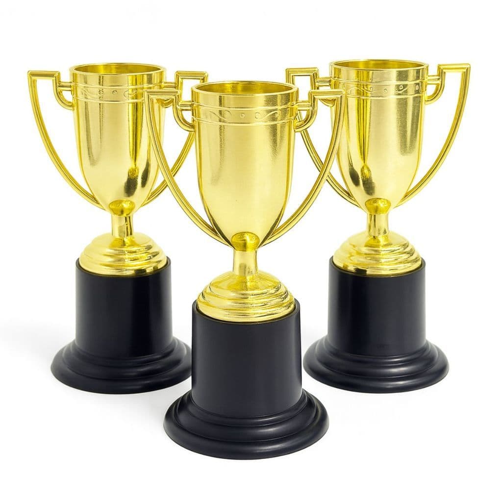 Kit 3 Mini Troféu Dourado Decorativo 9,5cm Doces Festas Aniversário Lembrancinhas Prêmio Miniatura