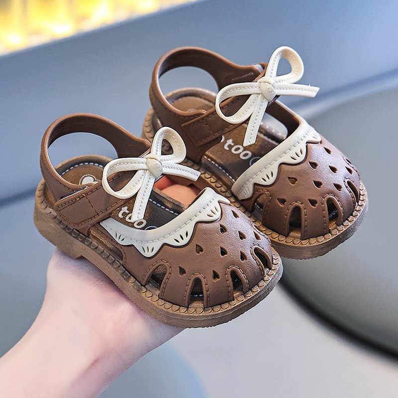 Sandálias femininas para bebês, verão, meninas, plástico, anti-urina, sola macia, antiderrapante, médio, pequeno, sandál