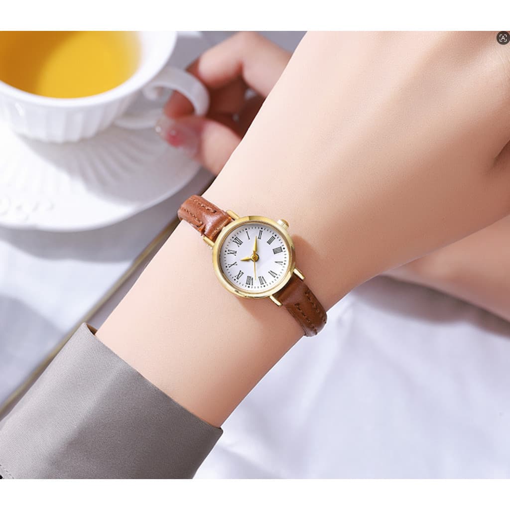 Relógio de Quartzo Feminino Elegante Pulseira Couro Fina Números Romanos
