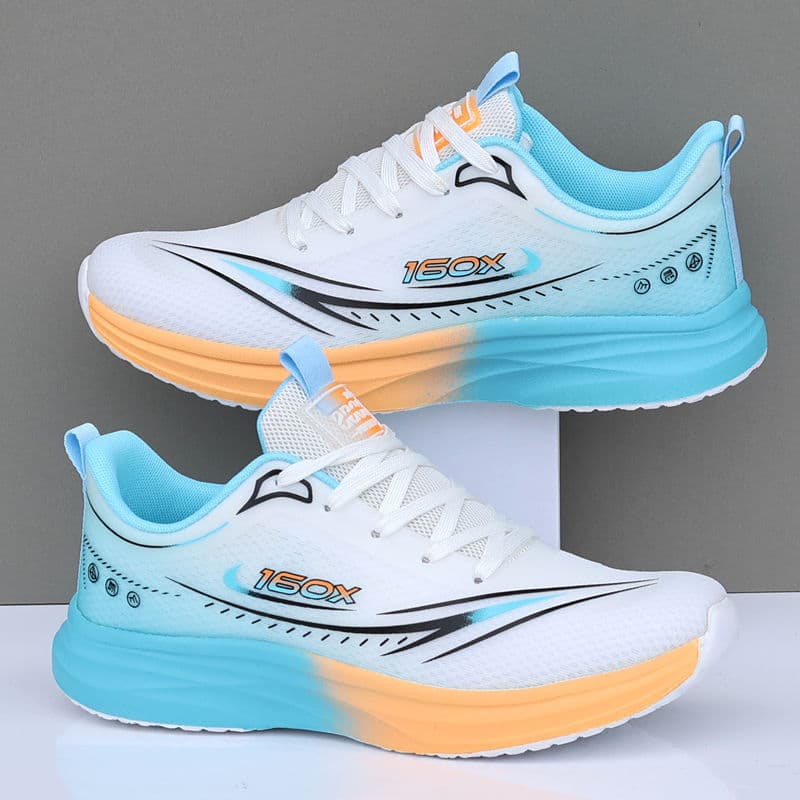 Ultra-leve respirável tênis de corrida masculino verão malha tênis sola macia All-Match rendas na moda sapatos rebote We