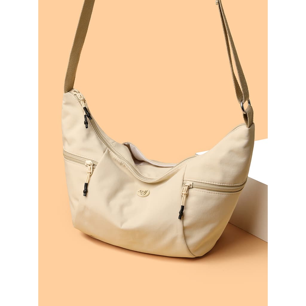 Leve impermeável náilon pano mensageiro saco feminino Casual All-Match bolsa feminina de meia-idade grande capacidade bo