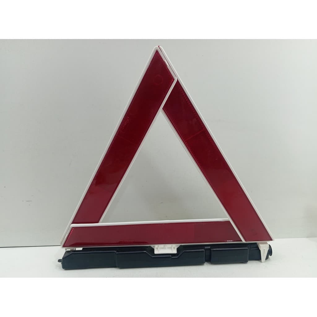 TRIÂNGULO SINALIZAÇÃO TOYOTA COROLLA