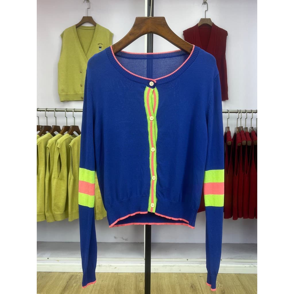 548 2025 primavera novo estilo feminino listrado camisola feminina de manga comprida em torno do pescoço fino Cardigan f