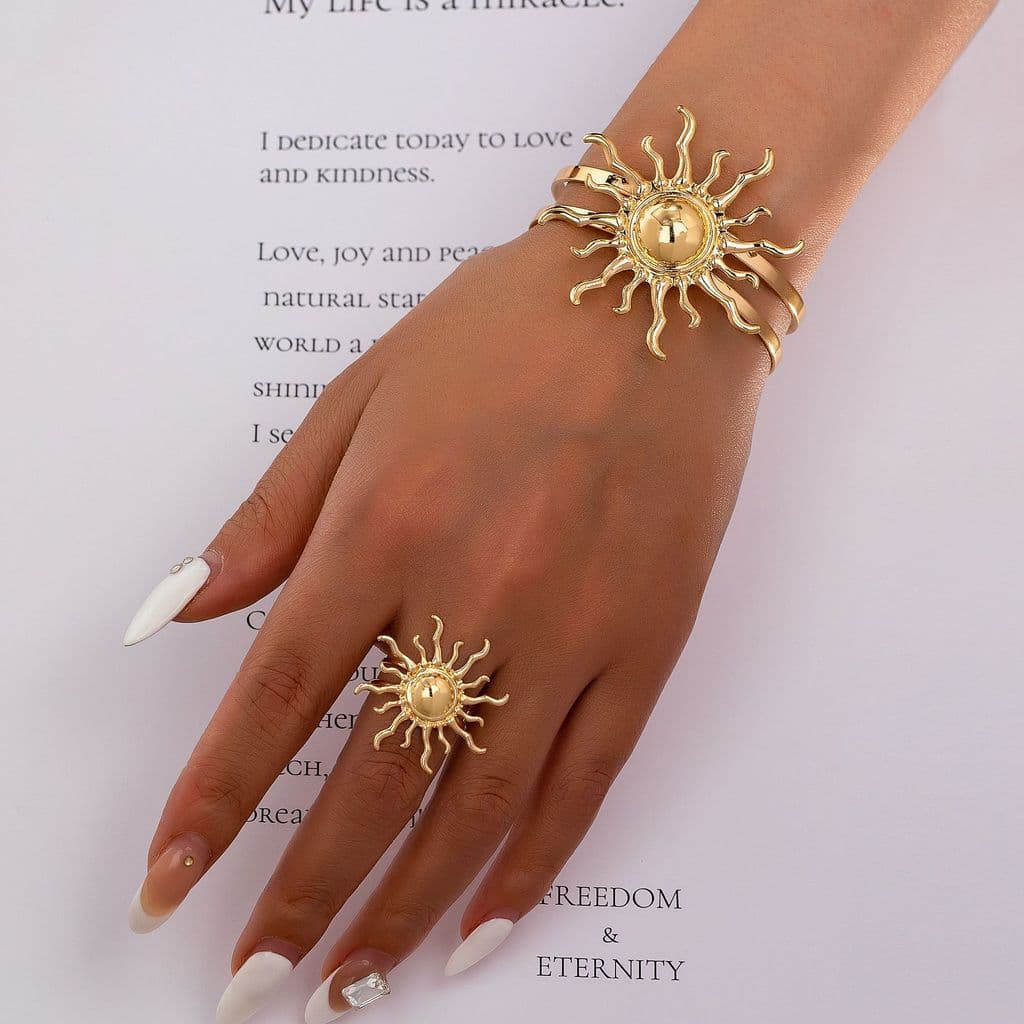 Novo conjunto de pulseira e anel em formato de sol irregular, elegante e único, adequado para acessórios de festas de ru