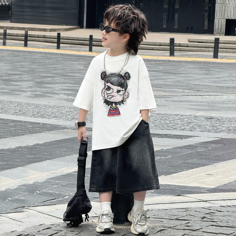 Trabalho médio roupas infantis menino terno Anime legal sentimento de manga curta Denim calças de cinco pontos moda tern