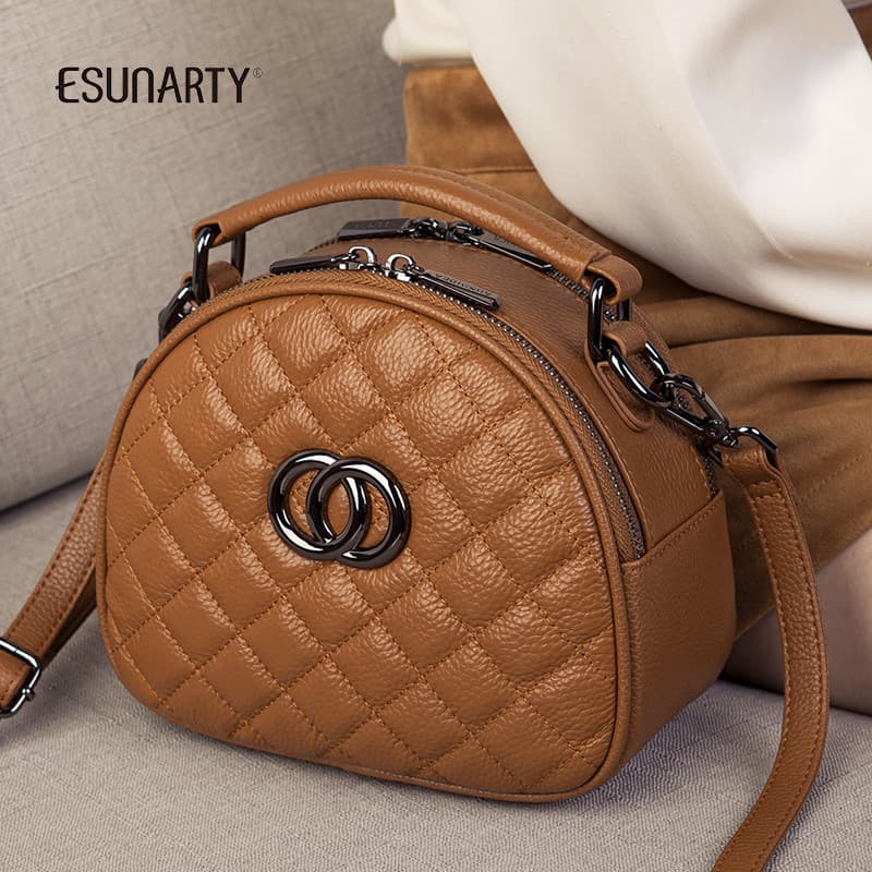 Bolsa pequena de nicho de textura de alta qualidade 2025 novo estilo moda couro genuíno pequena fragrância estilo diaman