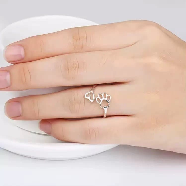 Anel Ajustável Feminino Patinha e Coração Banhado a Prata 925 ou Ouro | Delicado