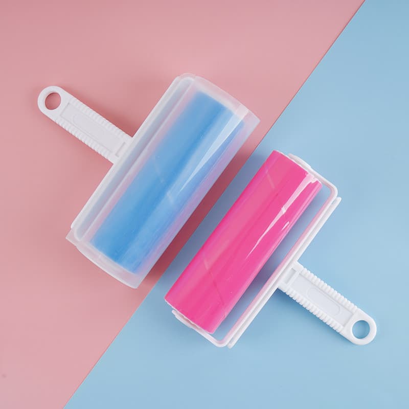 Rolo removedor de fiapos lavável com capa para remover pelos de roupas, carpetes e lençóis.