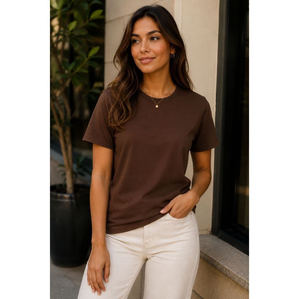 Camiseta Feminina Lisa Varias cores - Tecido Super confortável, reforço na gola Corte Reto e Largo Camisetão Premium