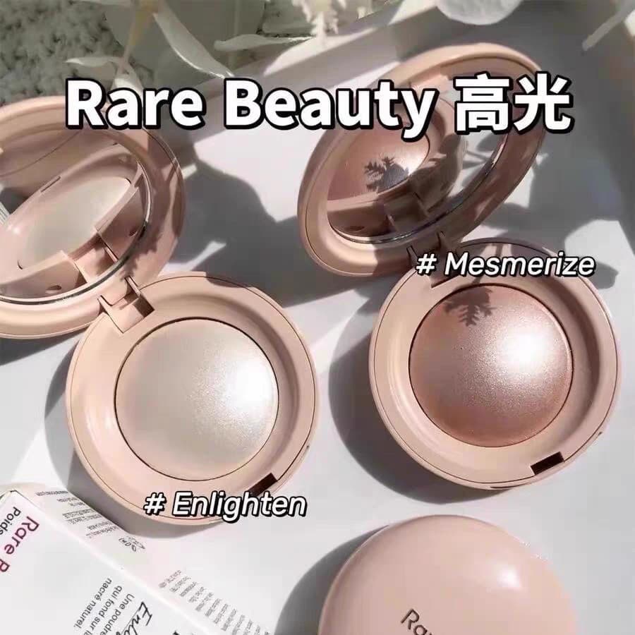 Paleta De Contorno E Iluminador De Beleza Rara Com Maquiagem De Disco De Retoque De Alto Brilho