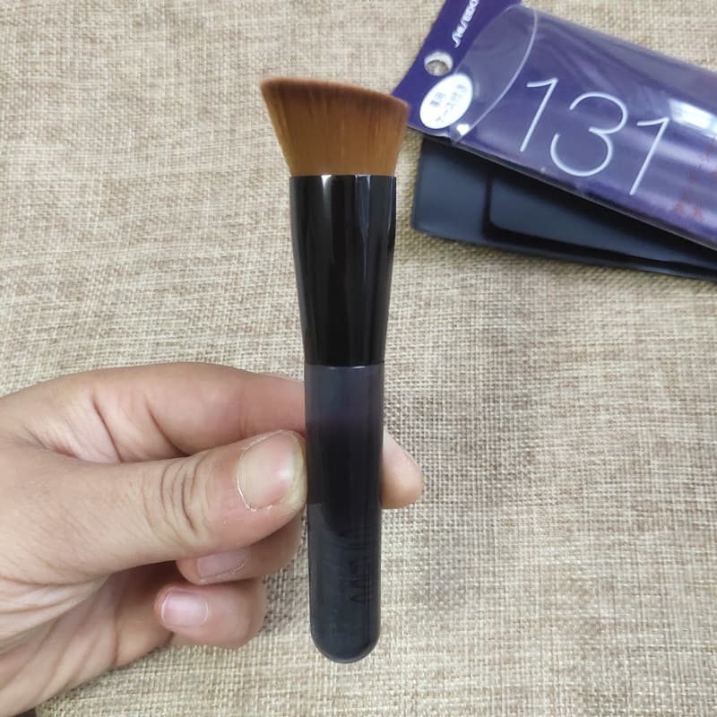 Iniciante beleza japonesa recomendado 131 pincel de base chanfrado cabeça plana pincel de base líquida sem pó BB inician